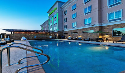 Hotels With Rooftop Pool in San Francisco